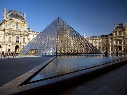 Louvre opens new wing to restore 'full glory to Islam'
