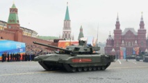 Moscow gathers thousands for WWII parade despite coronavirus concerns
