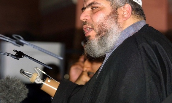 British judge freezes Abu Hamza extradition British judge freezes Abu Hamza extradition