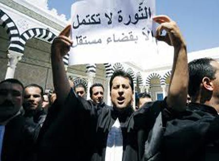 HRW condemns Tunisia sacking of dozens of judges