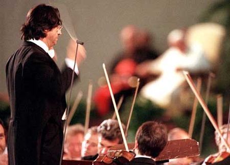 Italian maestro Riccardo Muti launches Rome Opera season Italian maestro Riccardo Muti launches Rome Opera season
