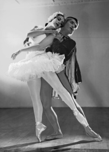 Tamara Toumanova and Serge Lifar. Image accessed via Wikipedia. Tamara Toumanova and Serge Lifar. Image accessed via Wikipedia.