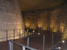 Image by Pierre-Emmanuel Malissin et Frédéric Valdes; accessed via Wikipedia. Image by Pierre-Emmanuel Malissin et Frédéric Valdes; accessed via Wikipedia.
