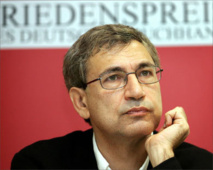 Turkish Nobel-winning writer Pamuk slams 'repression'