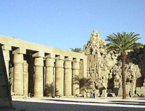 Egypt exhibits antiquities that survived 2011 uprising