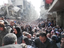 New violence shatters truce in Syria's Yarmuk New violence shatters truce in Syria's Yarmuk