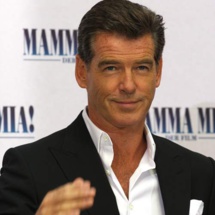 Ex-007 Brosnan back as spy in new action thriller