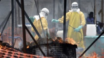 Ebola-infected UK nurse fighting for her life Ebola-infected UK nurse fighting for her life