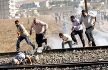 Kurds push back IS in Syria's Kobane: monitor Kurds push back IS in Syria's Kobane: monitor