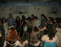 When women are few, men settle down: study When women are few, men settle down: study