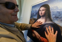 Spanish museums invite blind to touch masterpieces Spanish museums invite blind to touch masterpieces