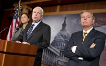 US senators want 100,000 foreign troops to fight IS in Syria US senators want 100,000 foreign troops to fight IS in Syria