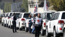 Aid enters besieged Syrian towns in 'test' for warring sides Aid enters besieged Syrian towns in 'test' for warring sides