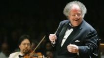Long-time Met Opera music director James Levine to retire
