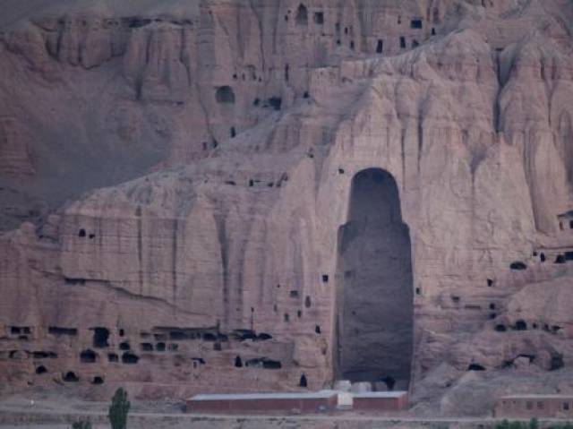 Archaeologists dig Afghanistan, map its cultural heritage