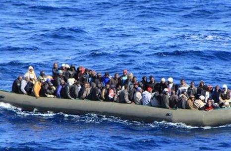2,400 migrants rescued, 14 die, off Libya