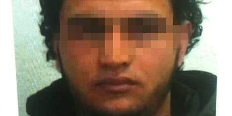 Germany fingers Tunisian asylum seeker in Berlin market attack Germany fingers Tunisian asylum seeker in Berlin market attack