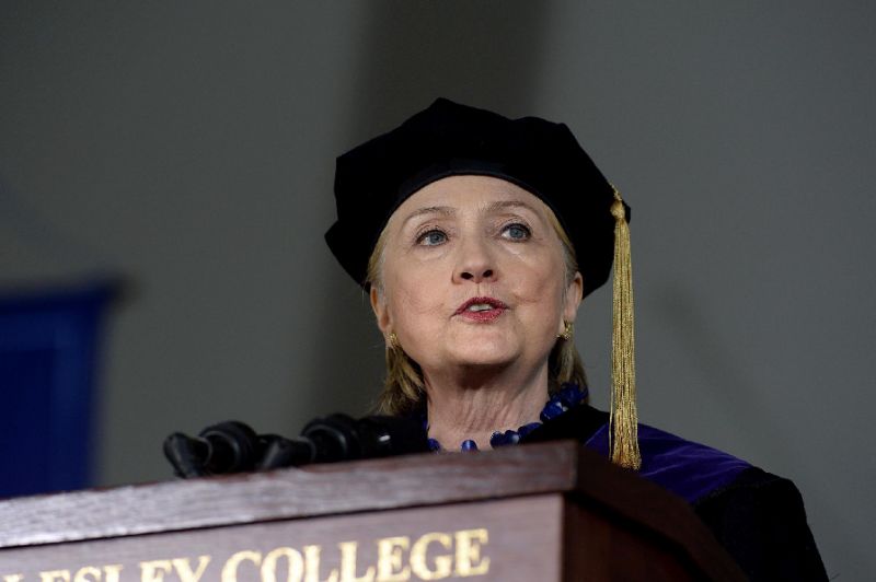 Clinton delivers stinging attack on Trump at graduation speech Clinton delivers stinging attack on Trump at graduation speech