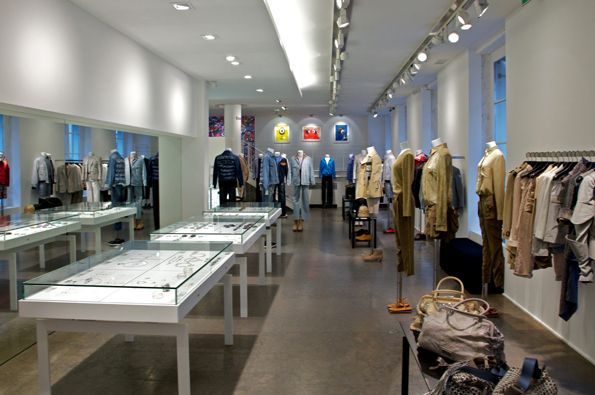 Cult Paris fashion store Colette to close Cult Paris fashion store Colette to close