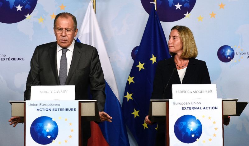 EU, Russia play up ties but trade barbs over Syria EU, Russia play up ties but trade barbs over Syria