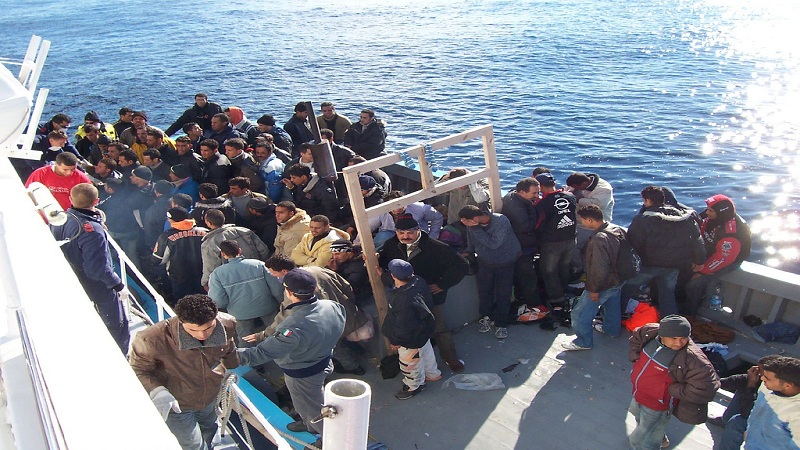 Coastguard returns more than 1,000 migrants from sea to Libya