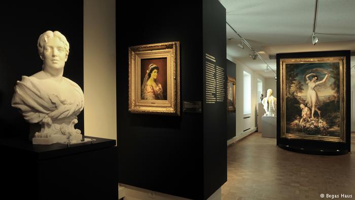 German museum traces 100 years of popular music German museum traces 100 years of popular music