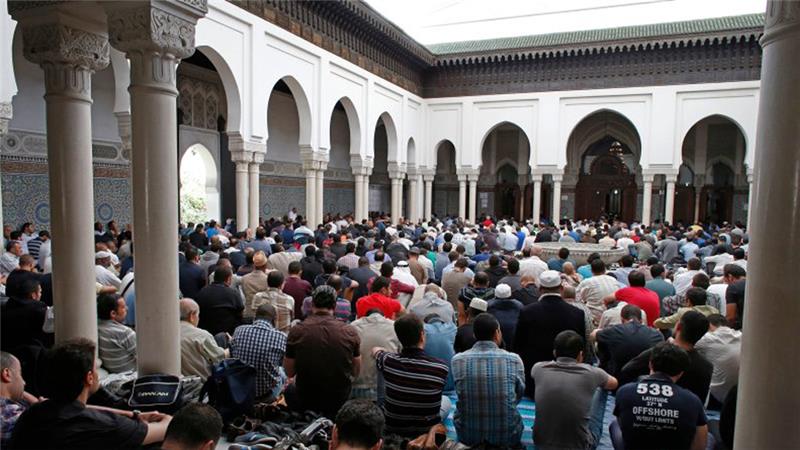 Germany reports at least 950 attacks on Muslims, mosques last year Germany reports at least 950 attacks on Muslims, mosques last year