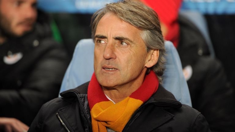 Mancini enjoys good start at helm of recovering Italy