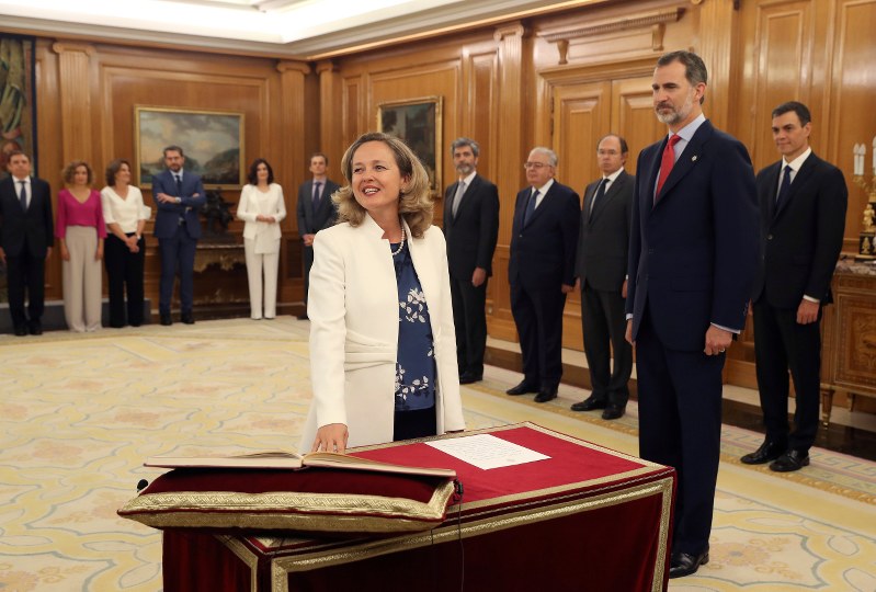 Spain's first woman-majority cabinet takes oath of office Spain's first woman-majority cabinet takes oath of office