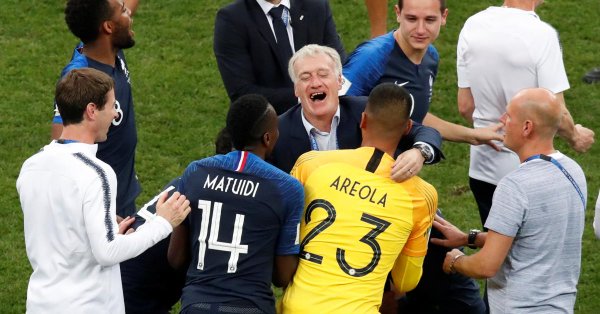 France's World Cup heroes to parade on Champs-Elysees France's World Cup heroes to parade on Champs-Elysees