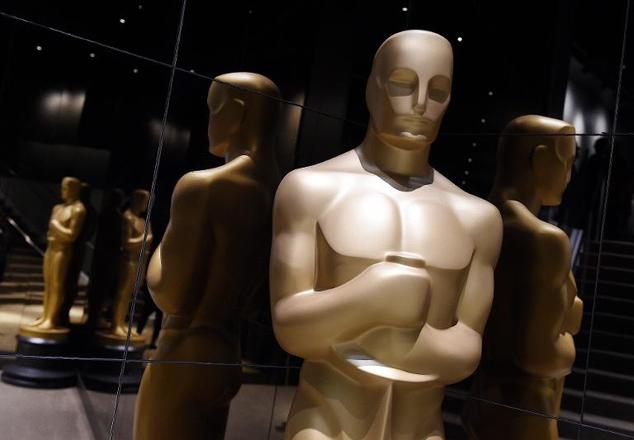 At Oscars luncheon, nominees are reminded to keep speeches brief At Oscars luncheon, nominees are reminded to keep speeches brief
