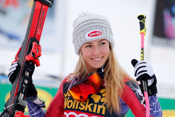 Shiffrin claims fourth season title with giant slalom win