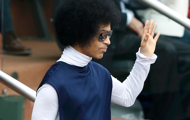 Memoir of late US pop superstar Prince due in October Memoir of late US pop superstar Prince due in October
