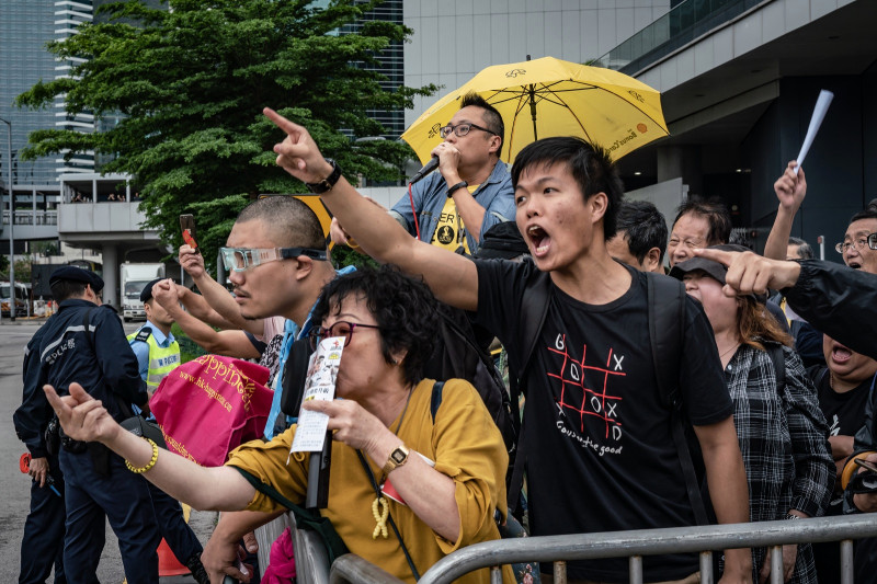 Hong Kong protesters attempt to break into legislature