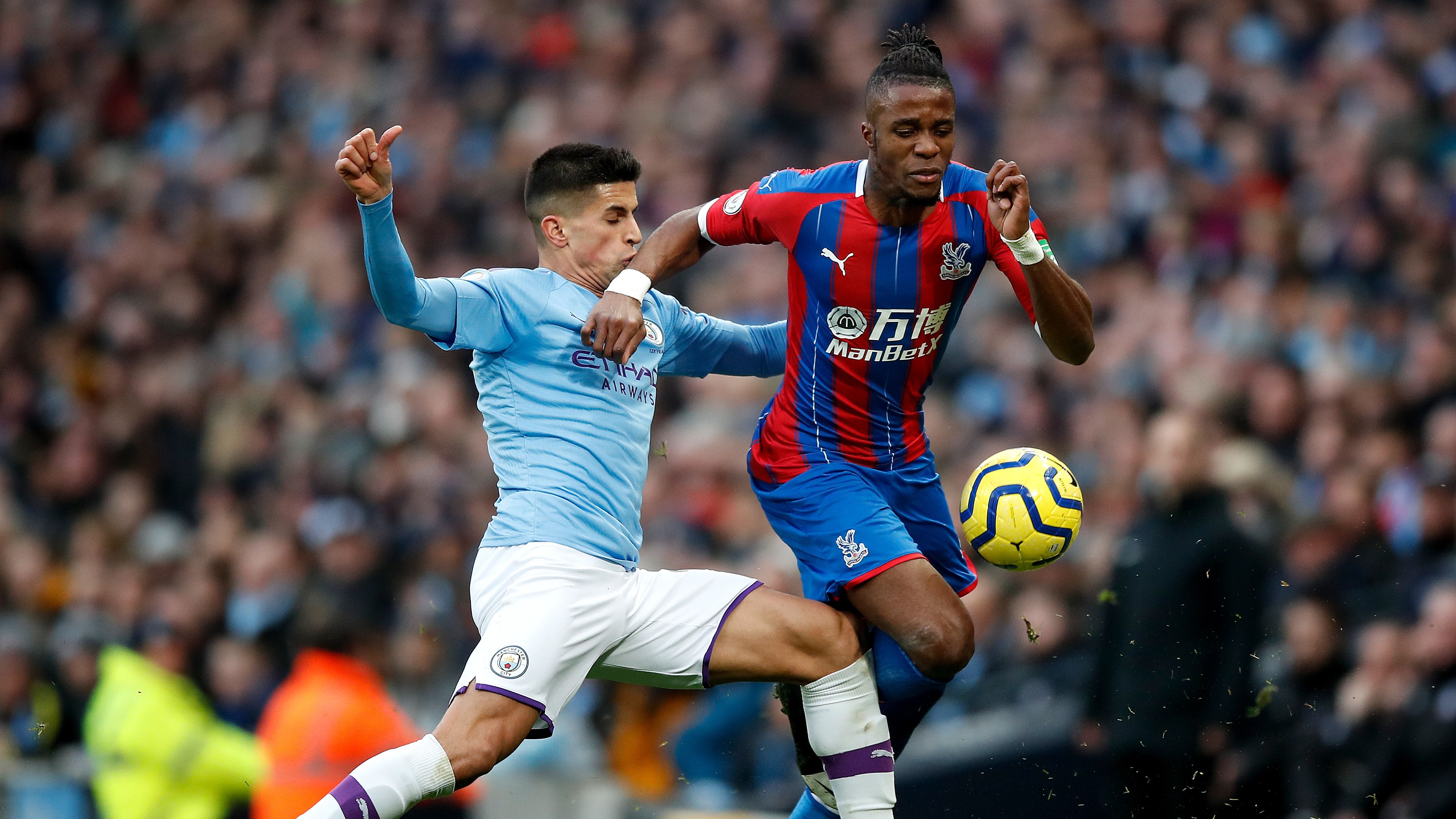fernandinho own goal sees Man City draw 2-2 with Crystal Palace