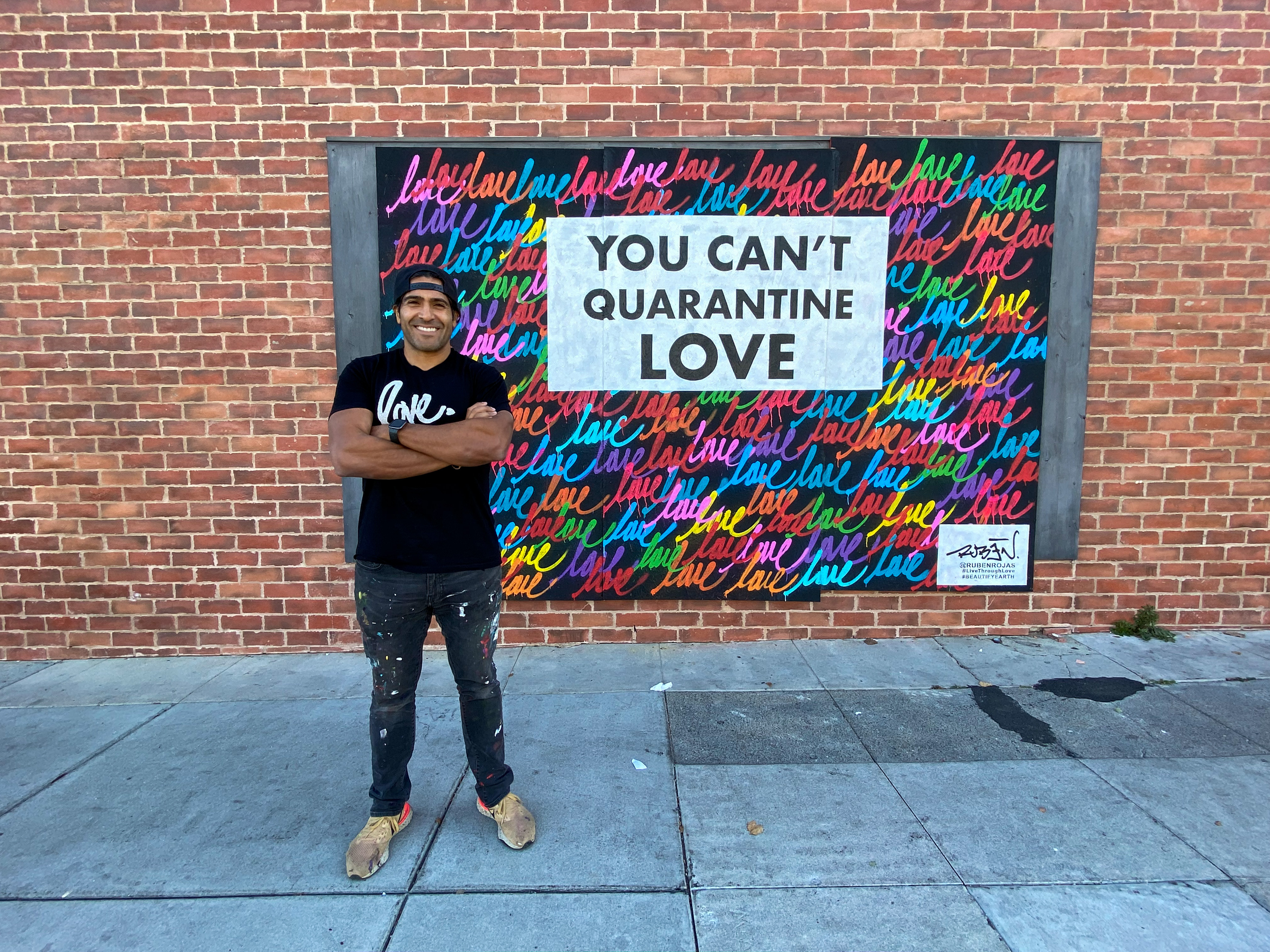 Chicago artists use boarded-up storefronts to make a difference
