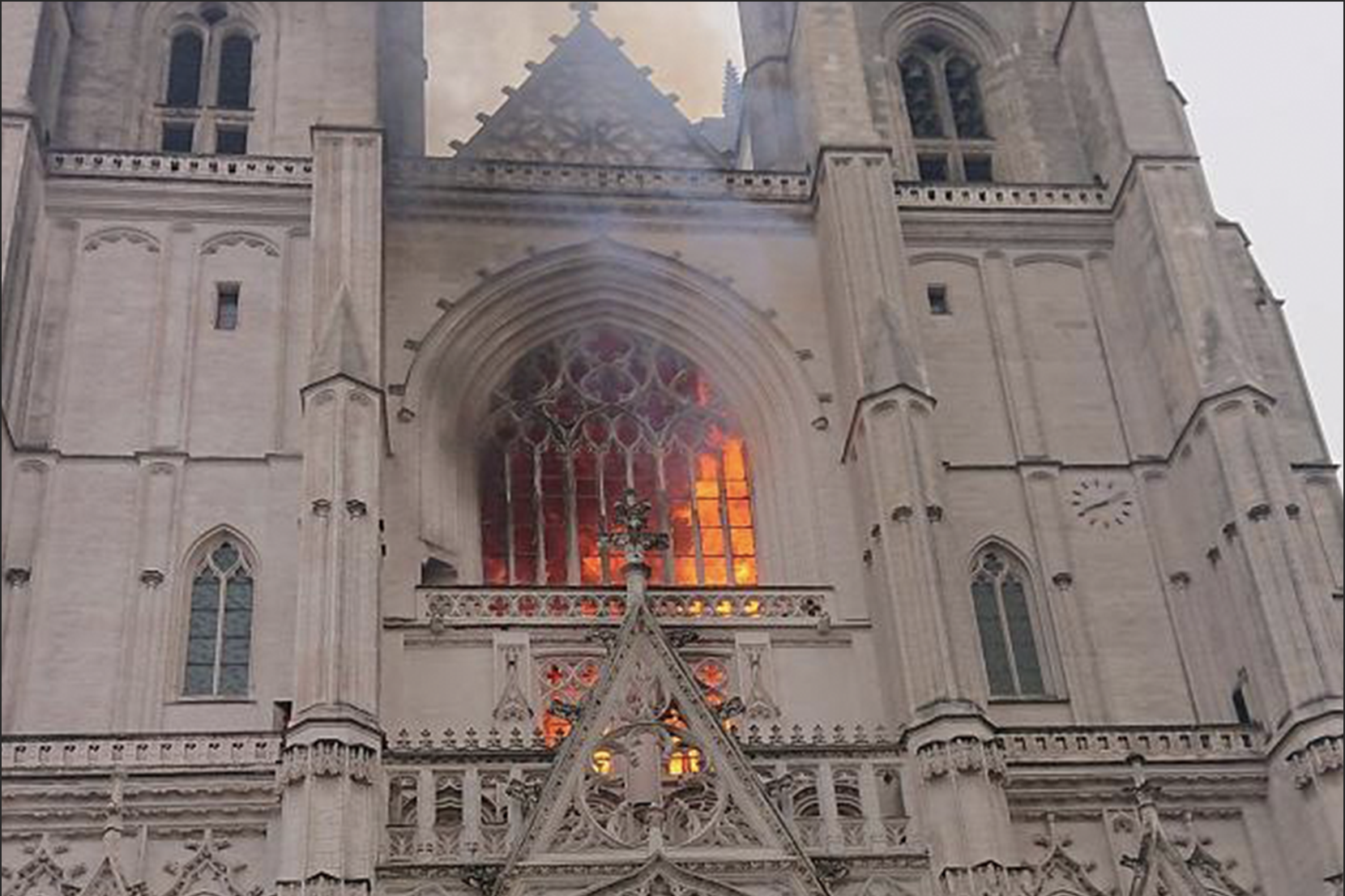 Major fire at Nantes cathedral under control; pipe organ destroyed Major fire at Nantes cathedral under control; pipe organ destroyed