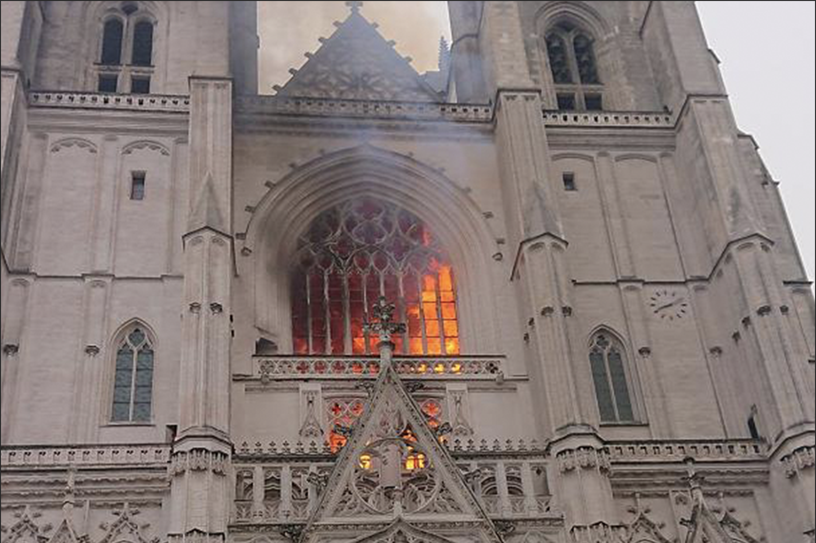 Major fire at Nantes cathedral under control; pipe organ destroyed