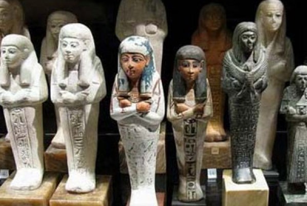 Egypt recovers 90 ancient artefacts on auction in Jerusalem