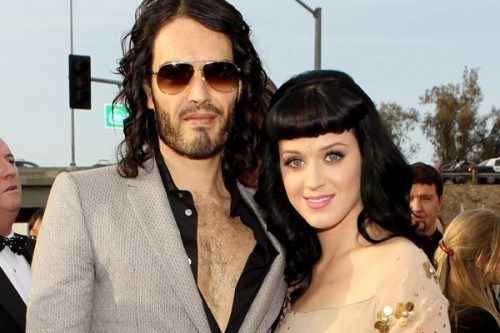 Russell Brand cancels S.Africa tour over passport woes Russell Brand cancels S.Africa tour over passport woes