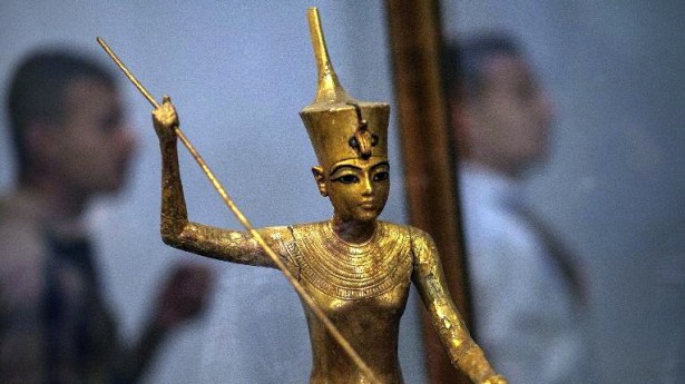 Statue of pharaoh Tutankhamon's sister recovered