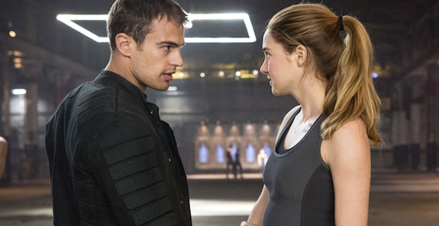 'Divergent' pulls away from box-office rivals