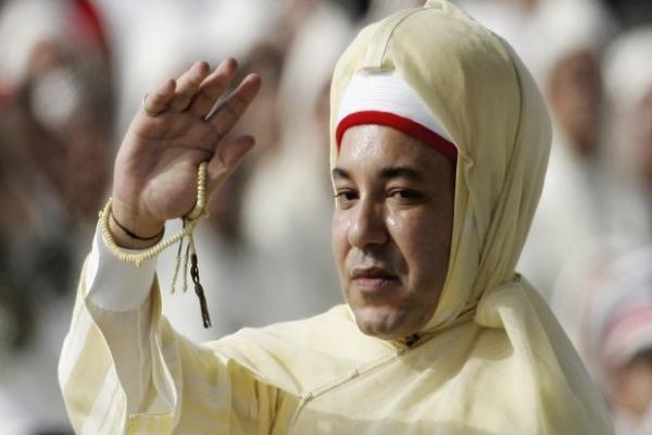 Morocco king attends prayers led by reformed Salafist