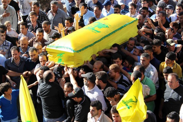 Six dead as Hezbollah battles Syria rebels on Lebanon border: sources