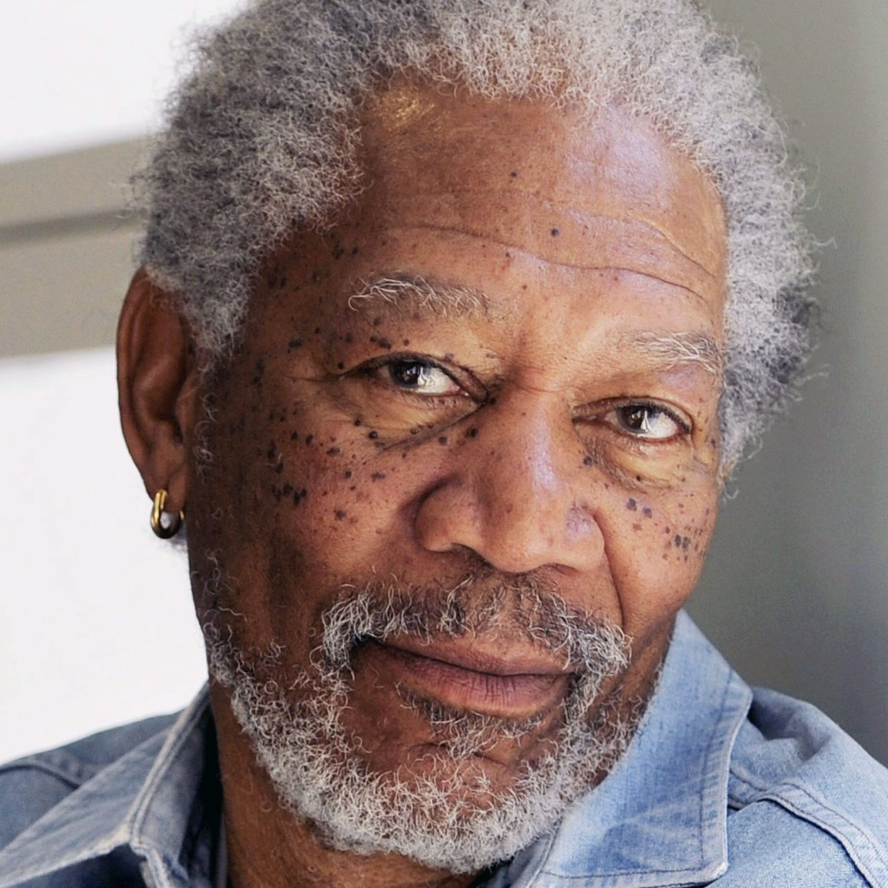Actor Morgan Freeman 'cried' seeing 1969 Moon landing
