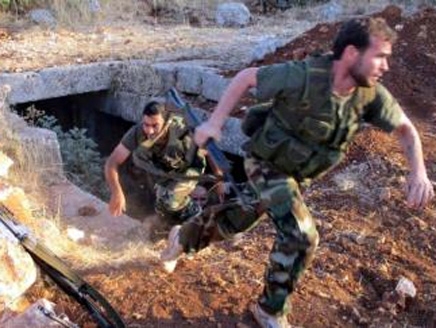 Syrian rebel commander vows to defeat IS militants