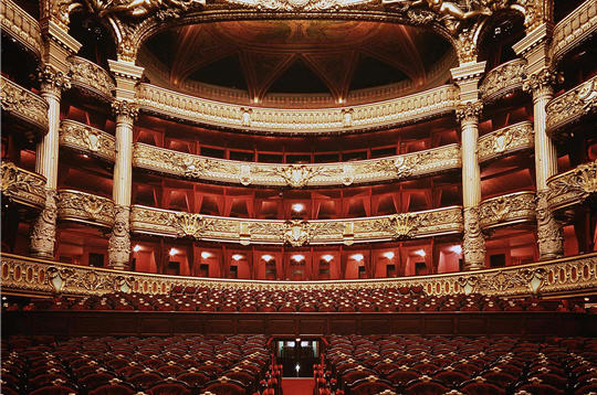 Paris Opera expels veiled woman during performance: official