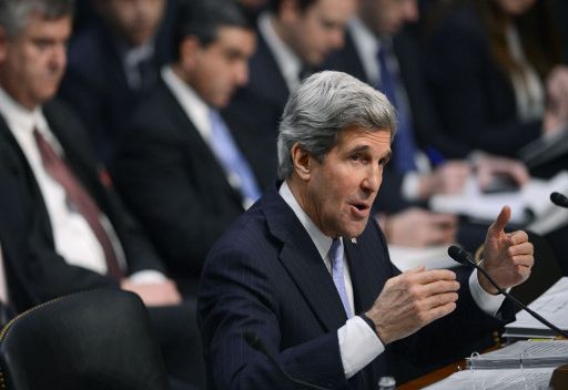 'Irresponsible' not to aid Kurds in Kobane against IS: Kerry