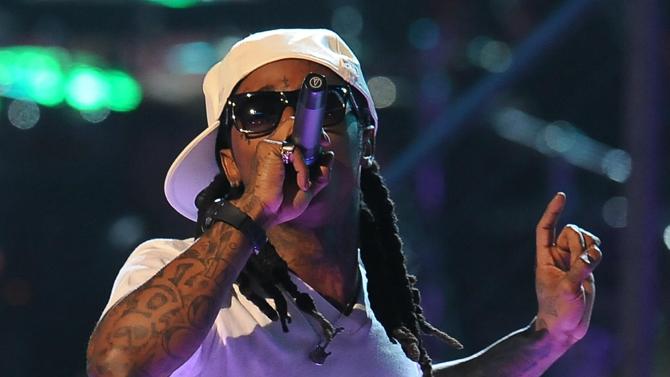 Lil Wayne career-closing album delayed again