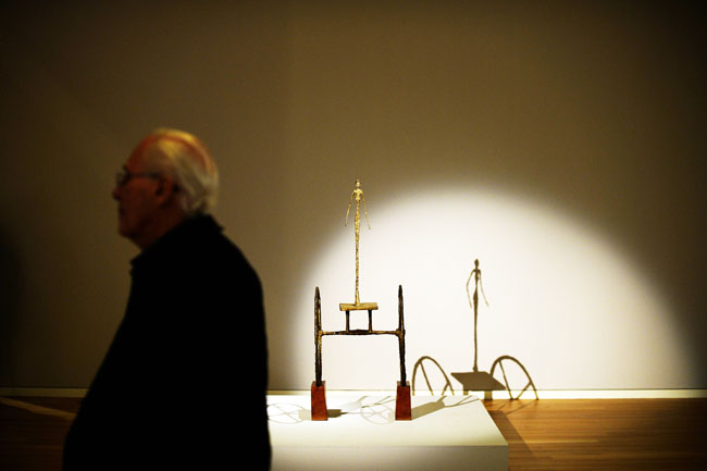 Giacometti sculpture set to fetch $100 mn at NY auction